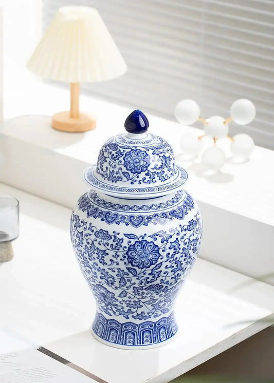 15 Zoll hohe glänzende Keramik-Ingwer-Vase, blau-weiß, Chinoiserie-Dekor