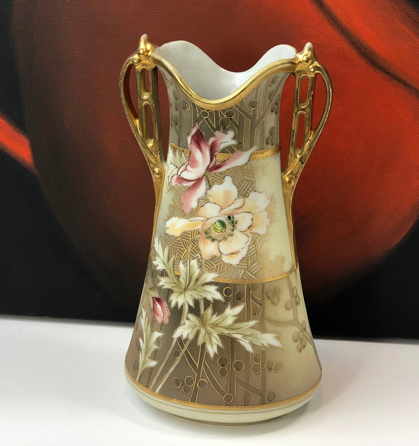 Handbemalte Jugendstil Nippon Vase, antike japanische Gold Blumenurne