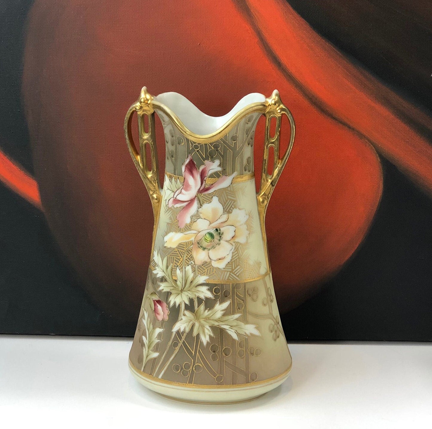Handbemalte Jugendstil Nippon Vase, antike japanische Gold Blumenurne